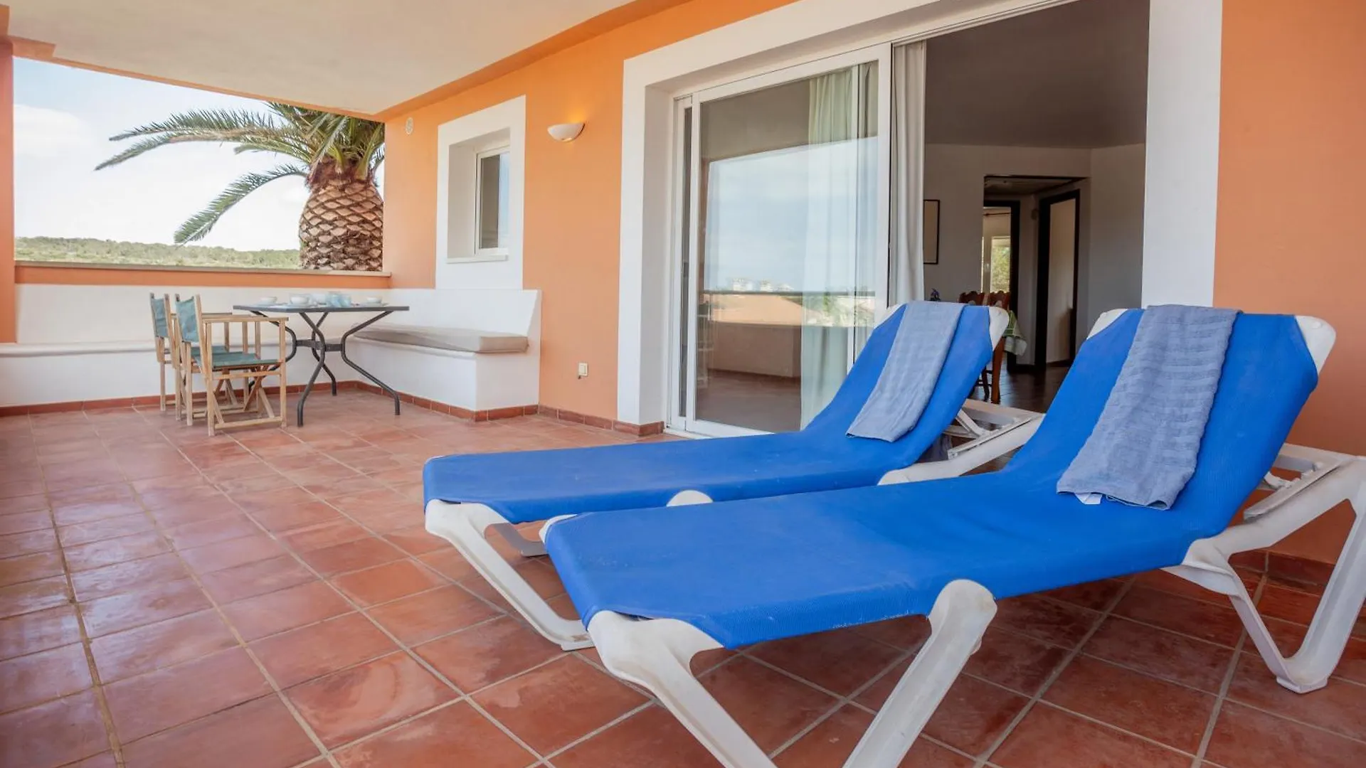 Son Bou By The Sea Apartment Alaior