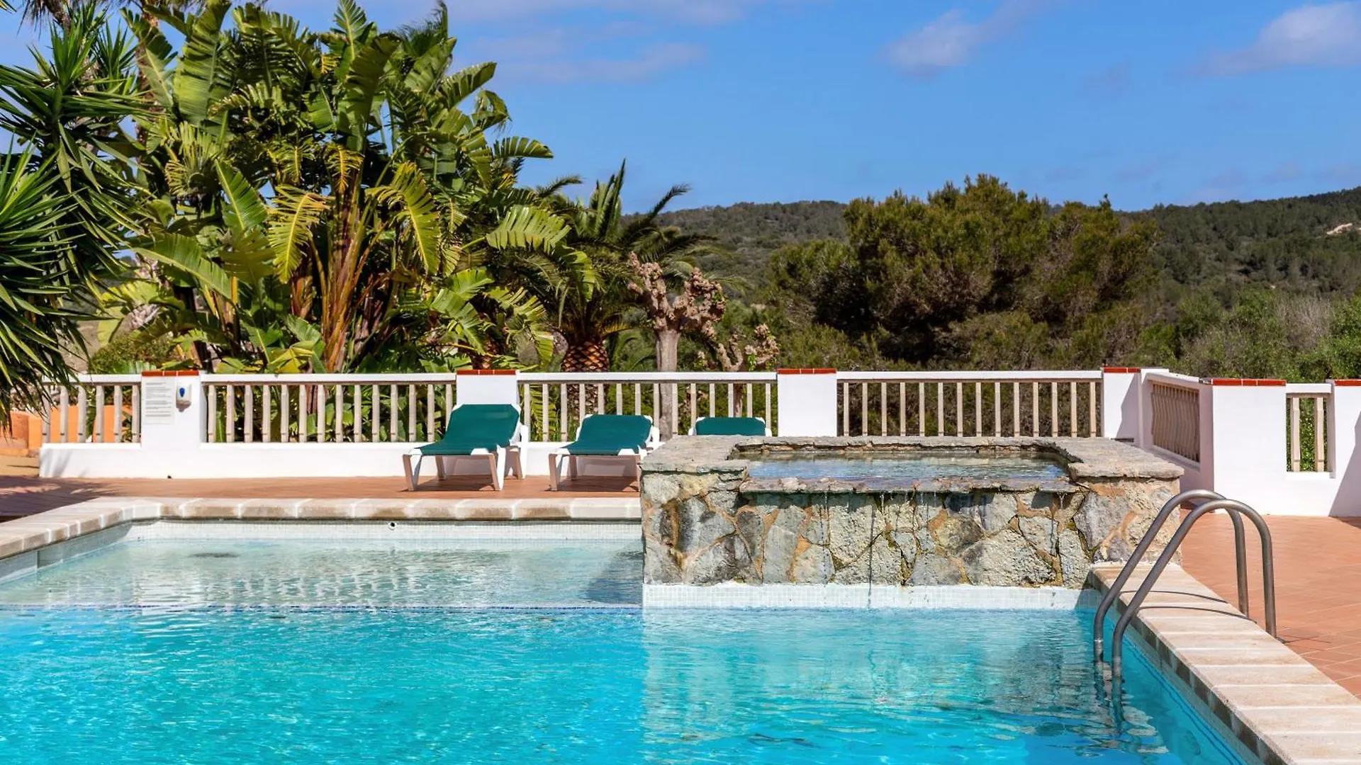 Son Bou By The Sea Apartment Alaior
